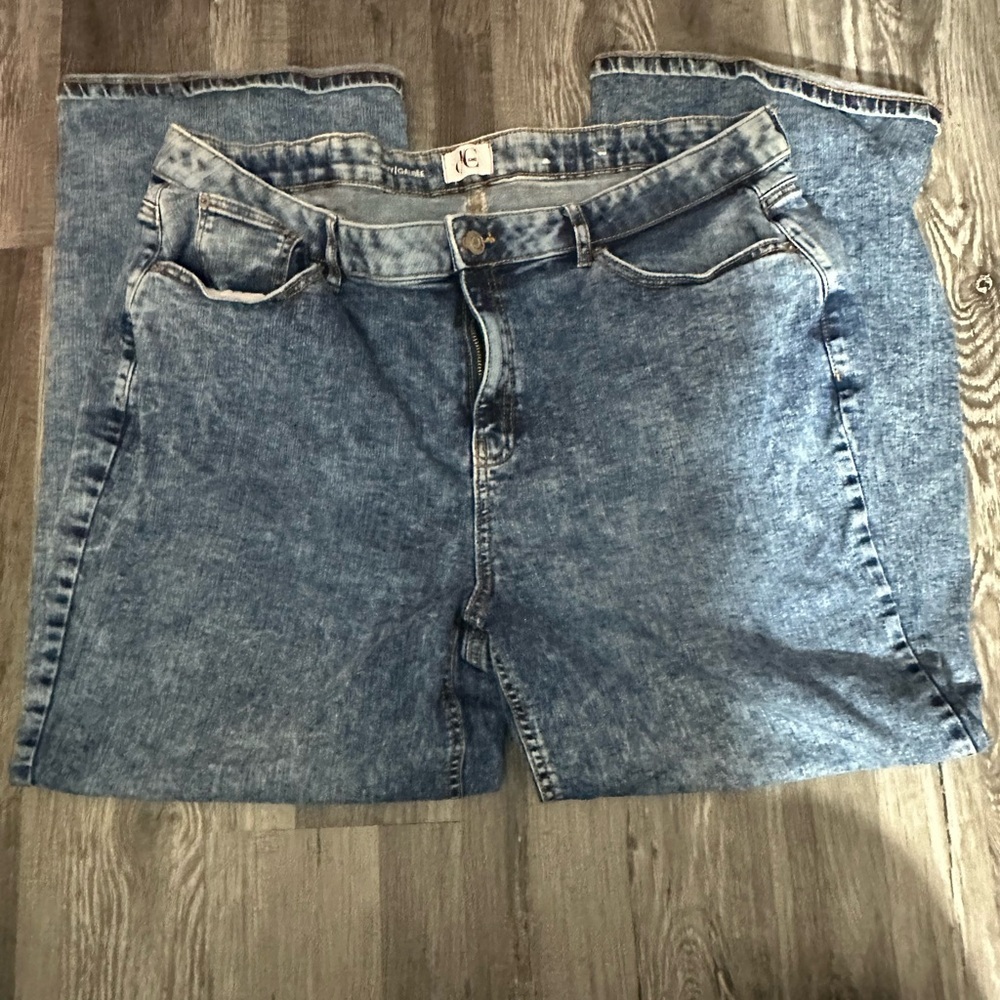 Dc and plus size jeans in euc (size 22)